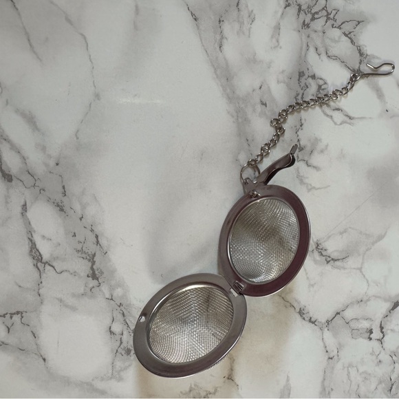 Tea Steeper , Size 1 " with bee charm . - Picture 8 of 10